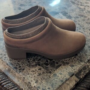 Abeo Brown Slip-On Clogs